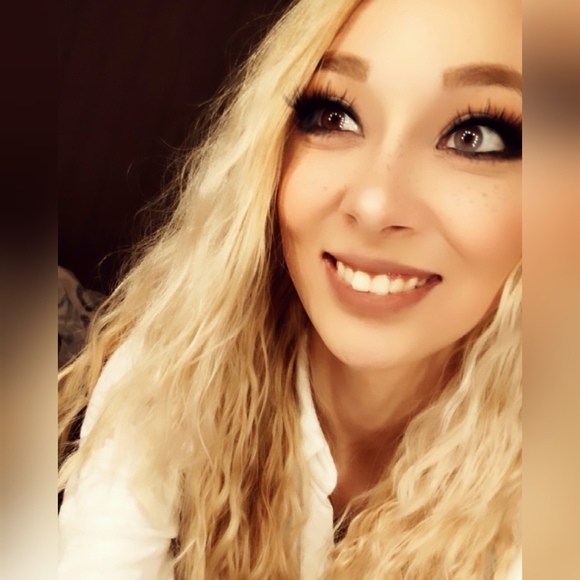 Meet your Posher, Victoria - Picture 1 of 1